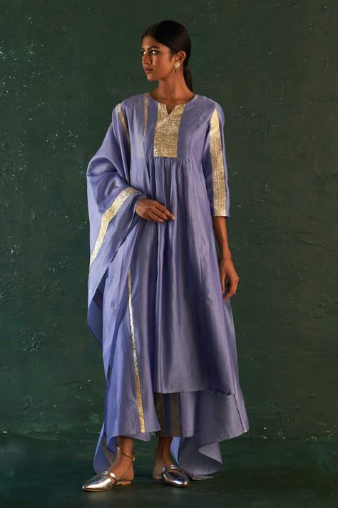 Buy Purple Kurta And Dupatta Chanderi Embellished Gota Notched Set For Women by Charkhee Online at Aza Fashions. Shalwar Kameez Designs, Kurta And Dupatta, Logo Design Inspiration Vintage, Kameez Designs, Patiala Salwar, Ethnic Dress, Satin Color, Fashion Attire, Indian Outfit