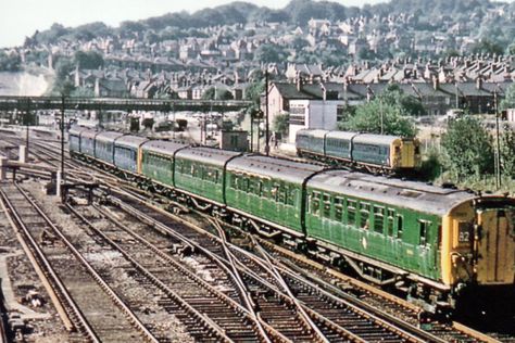 TWO 4-COR UNITS LEAVE GUILDFORD IN DIFFERENT LIVERIES.   1970 and two 4-COR units are in different liveries as can be seen in this Portsmouth to Waterloo service leaving Guildford Southern Trains, Steam Trains Uk, London Brighton, Disused Stations, British Railways, Southern Railways, Electric Train, Southern Region, British Rail