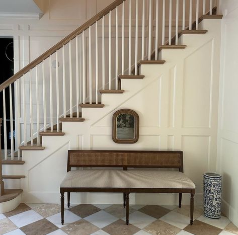 Inteior Design, Colonial Chic, Soft Chamois, Traditional Foyer, Stairs And Doors, Entryway Stairs, Holland House, Apartment Makeover, Interior Stairs