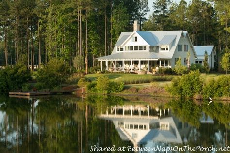 South Carolina Homes, Country Dining, Southern Living Homes, Country Style Homes, Waterfront Homes, Country House Decor, Pine Trees, Back Porch, Southern Living