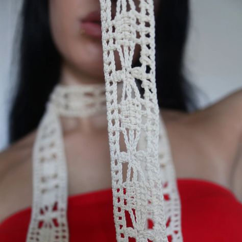 crochet summer scarf 🧣⛱️🎀 i am a scarf addict 🫠 so had to make a cute lace crochet scarf for the summer! 🫶🏻 sometimes making small crochet projects relaxes me a lot, instead of always making super complicated patterns and endless wips 🙃🧺〰️ _ #crochetscarf #crochetaccessory #simplecrochet #yarnclub #yarngram #crochetartists #crochetpattern #lacecrochet #crochetdetails Crochet Summer Scarf, Lace Crochet Scarf, Small Crochet Projects, Scarf Tutorial, Red Crochet, Small Crochet, Summer Scarf, Crochet Summer, Summer Scarves