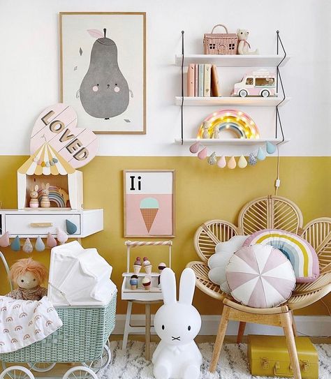 Mama Designs on Instagram: “Gorgeous bedroom styling 😍from @velveteen_babies featuring our rainbow dolls bedding. 🌈 If you’re quick you can still grab 20 % off using…” Dolls Bedding, Cool Ice Cream, Rainbow Dolls, Dark Outside, Mustard Walls, Bedroom Styling, Ice Cream Print, Ice Cream Van, Cream Walls