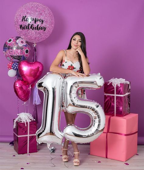 Las mejores ideas para una sesión de Fotos Casuales para tus 15 Años #Fotos15Años 21st Birthday Picture Ideas, 21st Birthday Pictures, 21st Birthday Girl, Birthday 21st, Quinceanera Photoshoot, Quinceanera Photography, Birthday Party Photography, Birthday Goals, 21st Birthday Photoshoot