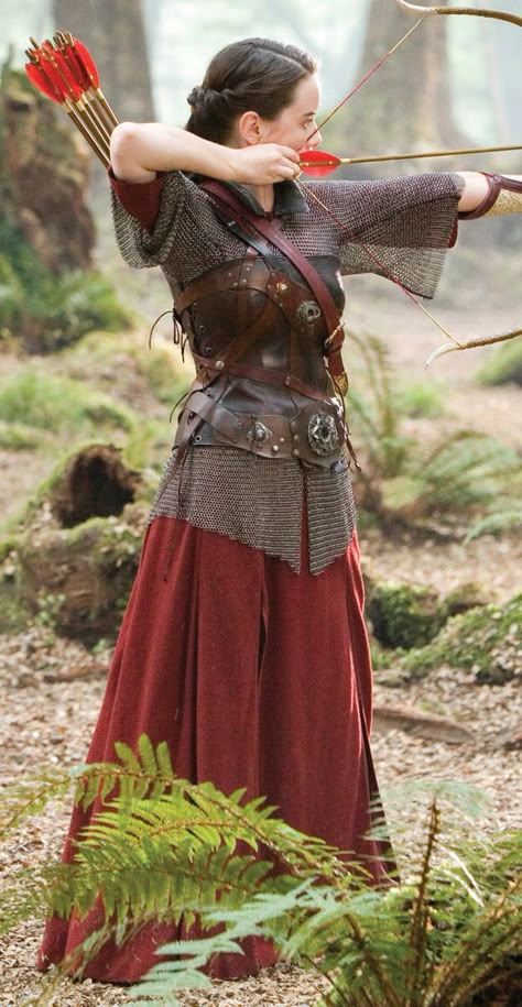 The Lion, the Witch, & the Wardrobe Narnia Susan, Lady Armor, Women Fighters, Narnia Costumes, Lion Witch Wardrobe, Narnia Movies, Susan Pevensie, Anna Popplewell, Kids Movie