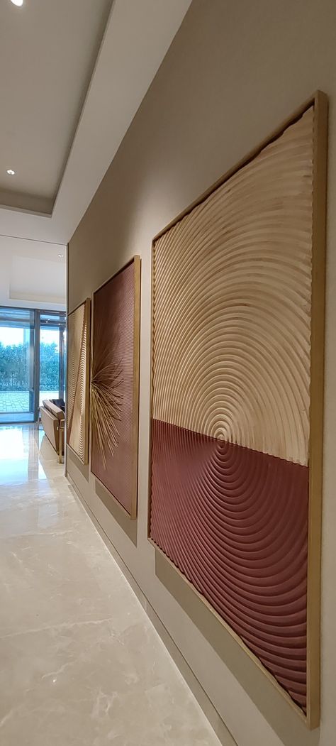 Wall Art Corridor, Corridor Wall Design Home, Entrance Corridor Ideas, Coridorio Wall Design, Entrance Lobby Design Apartment, Decorated Hallways, Corridor Artwork, Spa Corridor, House Entrance Lobby