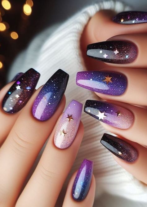 Cosmic Nail Art, Dark Purple Ombre Nails, Cosmos Nails, Space Nails Galaxy, Purple Galaxy Nails, Eye Galaxy, Nails Galaxy, Galaxy Nail Art, Galaxy Nails