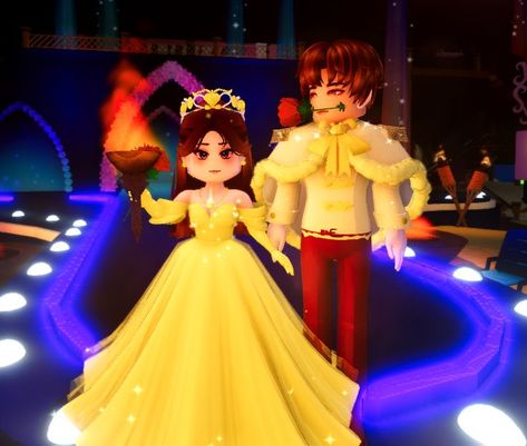 Royal High Fairytale, Royal High Disney Princess, Royale High Disney Princess, Royale High Matching Outfits Couple, Royale High Fairytale Outfit, Royale High Matching Outfits, Outfit Ideas Royale High, Matching Outfit Ideas, Royale Outfits