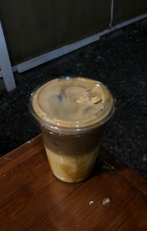 iced caramel machiatto fr a local coffee shop Caramel Machiatto Iced, Iced Caramel Machiatto, Local Coffee, Local Coffee Shop, Insomnia, Coffee Shop, Caramel, Drinks, Coffee