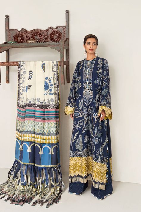 Elan Lawn, Best Designer Suits, Emb Designs, Pakistani Fashion Casual, Iranian Women Fashion, Pakistani Salwar Kameez, Designer Kurtis, Indian Prints, Salwar Kameez Designs