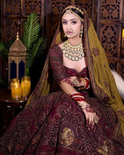 Casual Bridal Dress, Latest Bridal Lehenga Designs, Indian Bride Makeup, Red Bridal Dress, Latest Bridal Lehenga, Makeup Images, Indian Bridal Photos, Indian Bride Outfits, Bridal Lehenga Collection