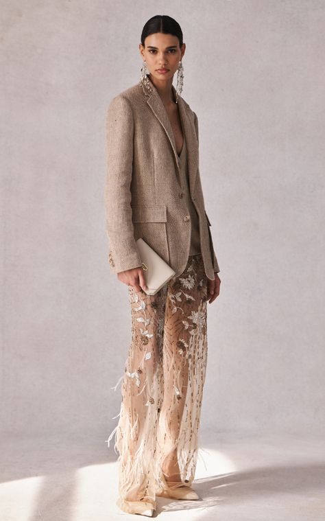 Ralph Lauren Fashion, Neutral Silk, Ralph Lauren Style, Silk Knit, Ralph Lauren Collection, 가을 패션, Dresses To Wear To A Wedding, Mode Inspiration, Look Chic