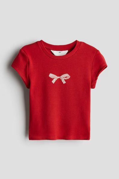 T-shirts for Girls | Plain & Printed | H&M CA Top Silhouettes, Christmas Haul, T Shirts For Girls, Daughter Christmas, Pretty Shirts, Future Family, Inspo Outfit, Fun Prints, Printed Sweatshirts