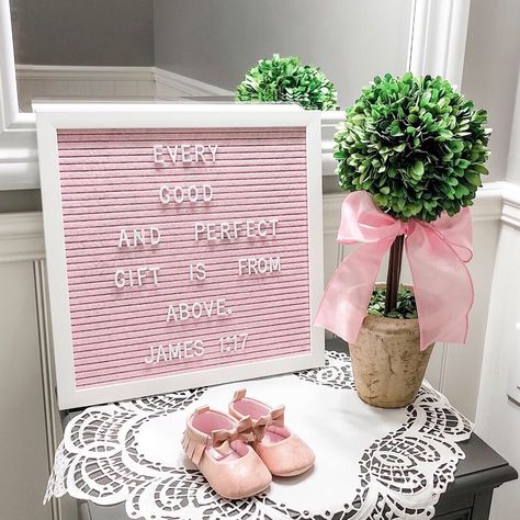 Baby Shower Letter Board Ideas, Baby Shower Letter Board, Letter Board Ideas, Baby Shower Messages, Baby Q Shower, Baby Gender Reveal Party Decorations, Baby Shower Sash, Bow Baby Shower