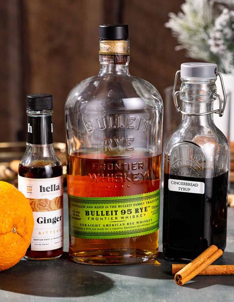 This Gingerbread Old Fashioned is a deliciously cozy winter cocktail. The flavors of ginger, cinnamon and molasses pair perfectly with rye whiskey. This is the perfect easy cocktail for the holiday season. Gingerbread syrup adds sweetness and flavor, complemented by ginger bitters, but the rye spirit remains the star of the show. A cinnamon stick and orange peel round out the flavors in this delicious drink. Molasses Cocktails, Aged Eggnog Recipe, Gingerbread Latte Syrup, Rye Whiskey Cocktail, Gingerbread Syrup, How To Make Gingerbread, Winter Cocktail, Cinnamon Syrup, Mulling Spices