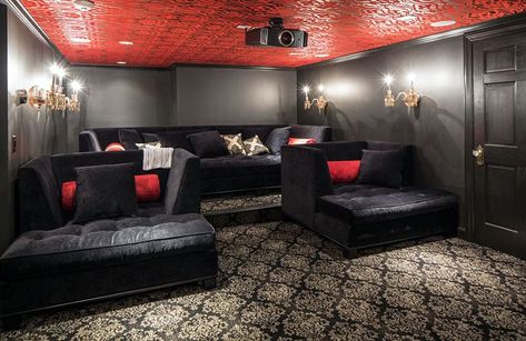 Plush basement home theater with patterned carpet and ceiling and lounge seats Cool Basement Ideas, Finished Basement Designs, Molding Wall, Basement Home Theater, Basement Home, Theater Rooms, Basement Layout, Homes Ideas, Best Home Theater