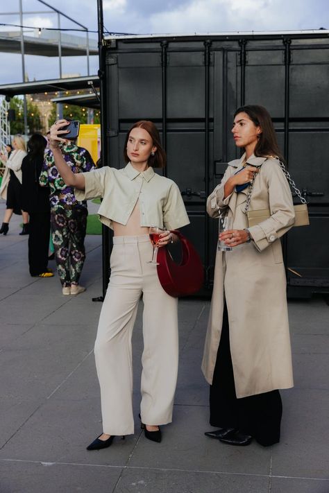 The best street style we spotted on day two of 2023 Melbourne Fashion Festival - Vogue Australia Melbourne Street Style, Melbourne Fashion, Street Styles, Vogue Australia, Spot On, Cool Street Fashion, Front Row, Festival Fashion, Melbourne