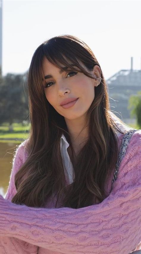 Color De Cabello Para Blancas, Franje Pony, Cortes De Cabello, Beautiful Haircuts, Bangs With Medium Hair, Hairstyles For Layered Hair, Haircuts For Medium Hair, Haircuts Straight Hair, Long Hair With Bangs