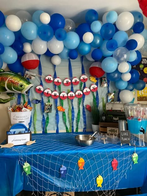 Fish 3rd Birthday Party, Second Birthday Fishing Theme, One Year Old Birthday Fishing Theme, Fishing 5th Birthday Party, Fish Birthday Decorations, 5th Birthday Fishing Theme, First Fishing Birthday Party, Fish 2nd Birthday Party, Ofishally One Birthday Balloon Arch