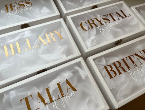 Empty Personalized Bridesmaid Proposal Gift Boxes, Custom Gift Box for Bridesmaid Proposal Favors, Personalized Bachelorette Party Gift Box - Etsy Bridal Party Invitations Bridesmaid Boxes, Clear Bridesmaid Boxes, Bridal Party Wedding Day Gifts, Custom Bridesmaid Gifts, Day Of Wedding Gifts For Bridesmaids, Boujee Bridesmaid Proposal, Braidmaids Proposal Gift Boxes, Bridesmaid Thank You Gift, Bachelorette Boxes