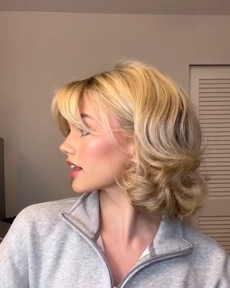 Hair Inspiration Short, Short Blonde Hair, Cut My Hair, Aesthetic Hair, Hairstyles Haircuts, Hair Dos, Pretty Hairstyles, Hair Looks, Hair Hacks