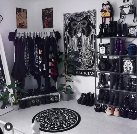 Cute Goth Room Ideas, Small Goth Bedroom Ideas, Small Gothic Room Ideas, Whimsy Goth Aesthetic Bedroom, College Dorm Room Ideas Goth, Goth Dressing Room, Gothic Gamer Room, Goth Apartment Ideas, Goth Closet Organization