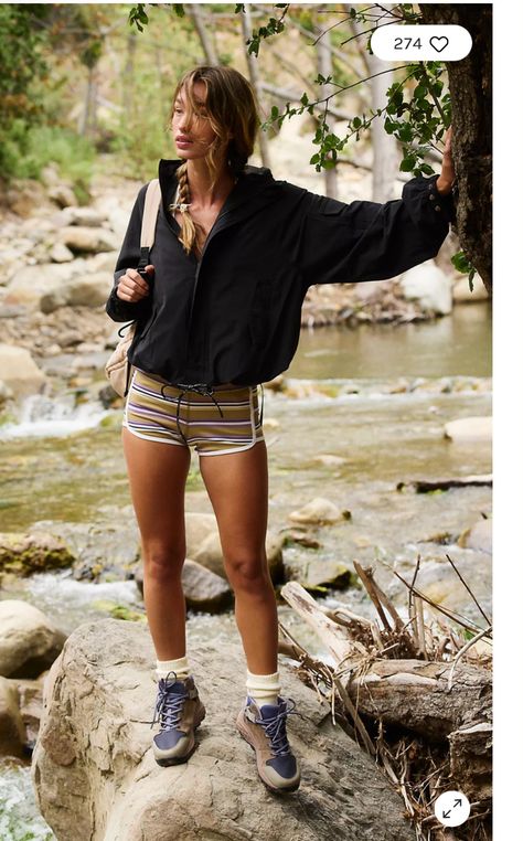 Rei Hiking Outfit, Free People Hiking Outfit, California Hiking Outfit, Hiking Outfit Women Summer, Walking Outfit Outdoor Summer, Cute Hiking Outfit Summer, Womens Hiking Outfits, Hiker Aesthetic, Summer Hiking Outfit Women