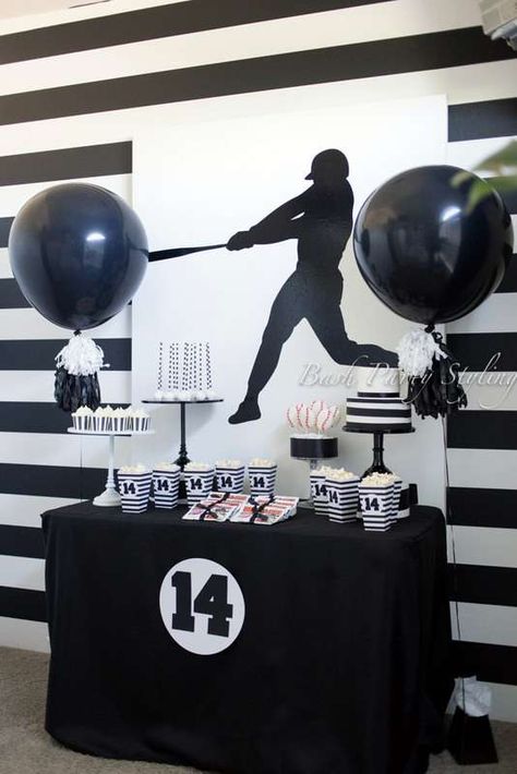 White Sox Birthday Party, Boys 15 Birthday Party Ideas, Baseball Party Backdrop, Baseball Birthday Party Ideas, Sweet 16 For Boys, Boy 16th Birthday, Teenage Birthday Party, 15th Birthday Party Ideas, Sports Themed Wedding