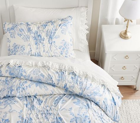 Lake House Charm Nursery | Pottery Barn Kids Blue And White Comforter, Costal Bedroom, Blue Dorm, Bedroom Inspirations Master, Boho Bedroom Design, College Bedroom, Blue Comforter, Coastal Room, Floral Comforter