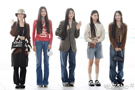 Airport Outfit Korean, Airport Fashion Kpop, Dance Outfits Practice, Outfit Korean, New Jeans Style, Icn Airport, Incheon Airport, I Love Girls, Airport Style