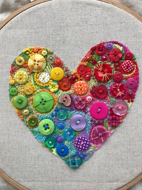 Button Art Heart, Button Quilts Ideas, Button Embroidery Ideas, Button Art Projects, Easter Church Decorations Stage Design, Easter Church Decorations, Button Embroidery, Church Decorations, Ideas For Easter Decorations