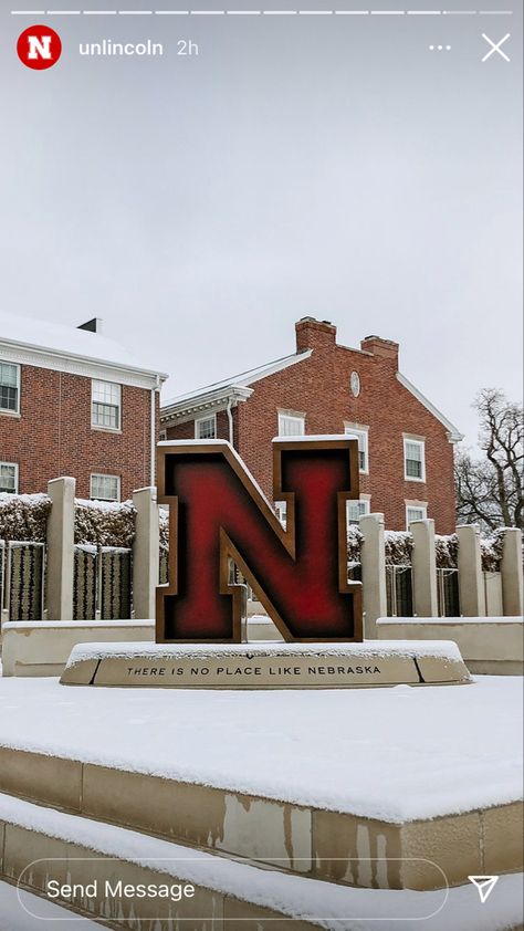 University Of Nebraska Lincoln Aesthetic, Volleyball Goals, Nebraska University, Nebraska Volleyball, Nebraska Huskers Football, December Mood, Nfl Wallpaper, Husker Football, University Of Nebraska Lincoln