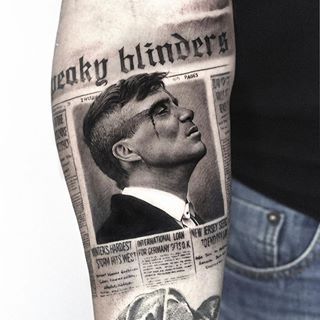 Peaky Blinders Tattoo, Kunst Tattoos, Movie Tattoos, Tatuaje A Color, Angel Tattoo, Peaky Blinders, Angel Tattoo Men, All Tattoos, Big Tattoo