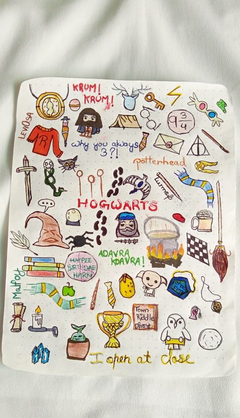 Harry Potter doodle art| Arty mind | #returntoHogwarts Harry Potter Doodle Art, Harry Potter Back To School, Harry Potter Diary, Harry Potter Classes, Harry Potter Notebook, Harry Potter Sketch, Harry Potter Scrapbook, Harry Potter Journal, Cute Harry Potter