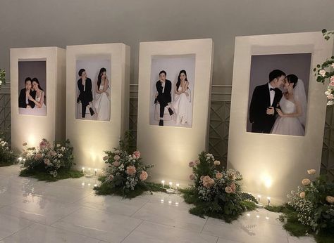 Wedding Picture Display At Reception, Photo Wall Wedding, Wedding Foyer, Unique Wedding Backdrop, Wedding Moments Photography, Wedding Photo Walls, Reception Stage Decor, Wedding Sign Decor, Wedding Background Decoration