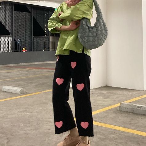 im wearing a heart printed pants and a embroidered floral green button up top with a pink sneakers and a quilted sage green bag Heart Pants, Dinner Fits, Modest Outfit Ideas, Stylist Fashion, Modest Outfit, Tiktok Fashion, Chic Leather, Pink Sneakers, Button Up Top