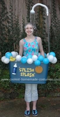 Homemade Bathtub Halloween Costume Holloween Costumes For Kids, Unusual Halloween Costumes, Boat Parade Ideas, Wagon Costume, Duck Halloween Costume, Bubble Costume, Children's Church Lessons, Halloween Costumes Kids Boys, Diy Halloween Costume Ideas