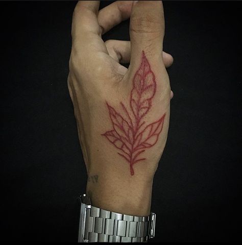 Tattoo’s designed by _HadesTattoo on instagram! Red Leaves Tattoo, Leaf Tattoo Hand, Leaves Tattoo Hand, Leaf Hand Tattoo, Elm Leaf Tattoo, Leave Tattoo, Tattoo Leaves, Tattoo Red, Tattoo S