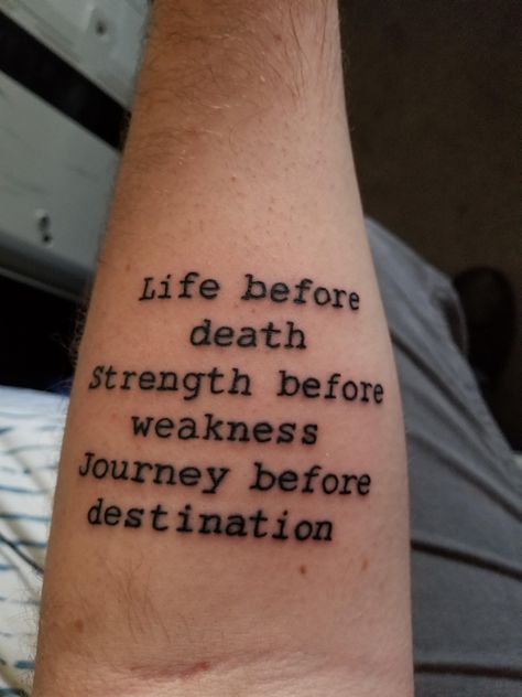 A quote from Brandon Sanderson's The Way of Kings done by Julia Neely of Studio 617 in Maryville TN The Way Of Kings Tattoo, Brandon Sanderson Tattoo, Kings Tattoo, Way Of Kings, The Way Of Kings, King Tattoos, King Do, Brandon Sanderson, Spooky Tattoos