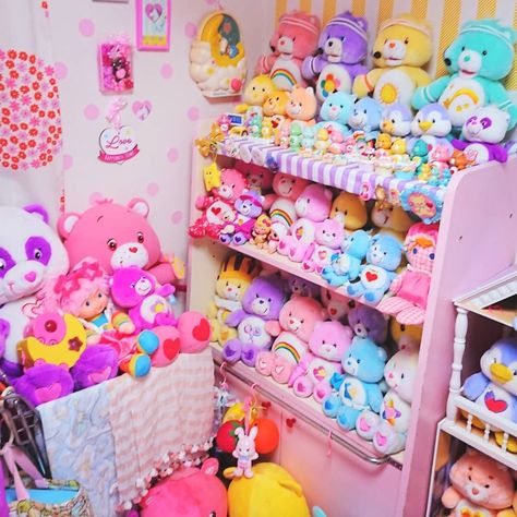 Toy Collection Room, Care Bears Plush, Otaku Room, Gamer Room Decor, Pink Teddy Bear, Rainbow Aesthetic, Kawaii Plushies, Kawaii Room, Kawaii Aesthetic