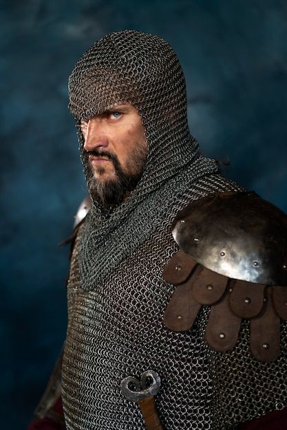 Free photo side view medieval soldier po... | Free Photo #Freepik #freephoto #medieval-knight #pose #knight #armor Knight Pose, Medieval Soldier, Knight Armor, Medieval Knight, Side View, Free Photo, Free Photos, Soldier, Siding