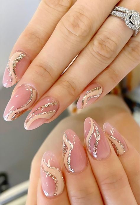 Prom Nail Ideas Rose Gold, Pink And Gold Swirl Nails, Rose Gold Swirl Nails, Simple Pink And Gold Nails, Nail Art Designs Pink Rose Gold, Pink And Gold Birthday Nails, Pink And Golden Nails, Golden Birthday Nails, Pink And Gold Nails Acrylic