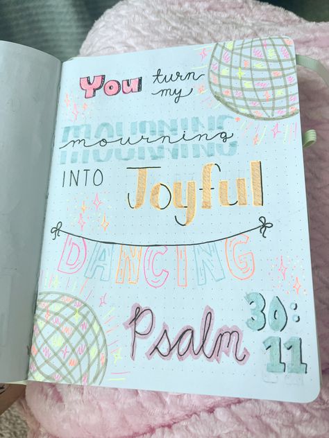 Verse Journaling, Bible Calligraphy, Journal Bible Quotes, Bible Journal Notebooks, Cute Bible Verses, Inspire Bible, Gospel Bible, Bible Drawing, Bible Things