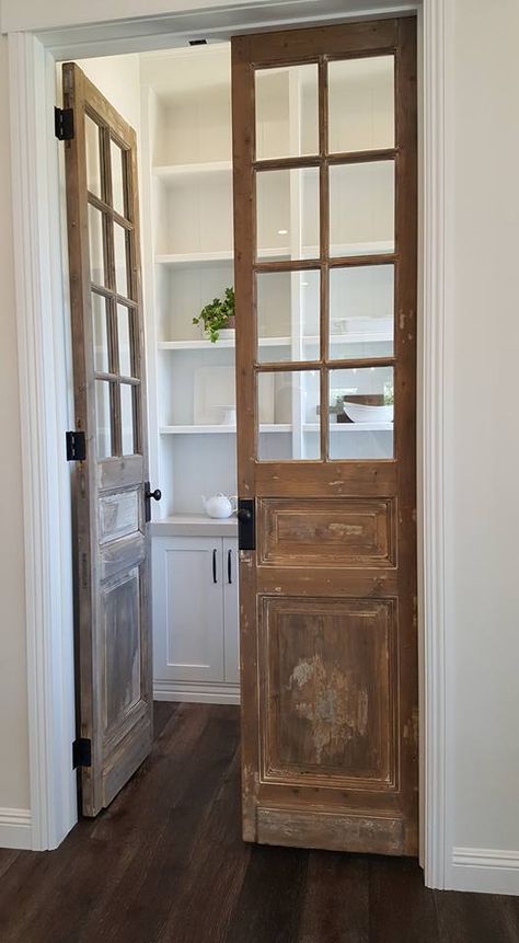 Farmhouse Style Inspiration - Colonial Farmhouse with Southern Flair Casa Rock, Door Repurposed, Kitchen Pantry Doors, Colonial Farmhouse, Wedding Outdoor, Pantry Design, Room Doors, The Doors, House Inspo