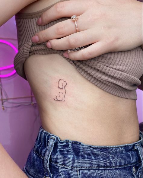 Shitzu Tattoos, Cockapoo Tattoo, Goldendoodle Tattoo, Art Flash Tattoo, Simple Tattoo With Meaning, Tatoo Dog, Puppy Tattoo, Line Art Minimalist, Art Flash