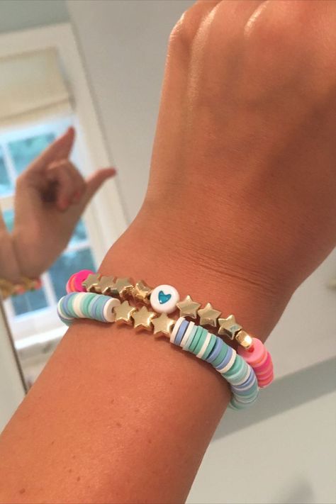 preppy bracelet preppy aesthetic preppy jewelry stack preppy vinyl beads slice beads preppy Preppy Beaded Bracelet, Preppy Bracelet Stack, Clay Bead Ideas, Clay Bead Bracelet Ideas, Bead Bracelet Ideas, Clay Bead Bracelets, Preppy Bracelets, Cute Friendship Bracelets, Clay Bracelets