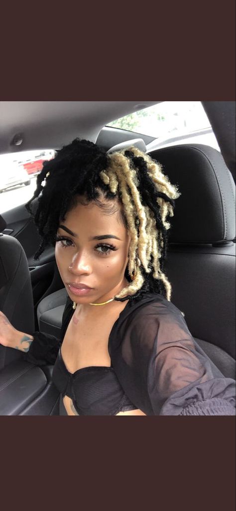 Dyed Locs Blonde And Black, Locs With Blonde Patch, Black And Blond Faux Locs, Black And Blonde Dreads Black Women, Faux Locs Styles Blonde, Black And White Locs Black Women, Blonde Locs Black Roots, Two Color Locs Black Women, White And Black Locs