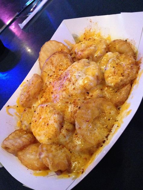 Chips and cheese with Cajun spice at Buffalo Wild Wings Buffalo Chips Recipe, Chips With Cheese, Buffalo Chips, Chips And Cheese, Wings Buffalo, Cajun Spice, Buffalo Wild, Buffalo Wild Wings, Chips Recipe