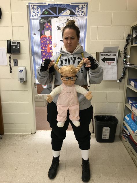 Trunchbull from Matilda with baby Amanda doll Trunchbull Costume Diy, Matilda Halloween Costume Family, Matilda Family Costume, Matilda Costume Women, Trunchbull Costume, Mrs Trunchbull Costume, Matilda Halloween Costume, Matilda Acrobat Costume, Mrs Trunchbull