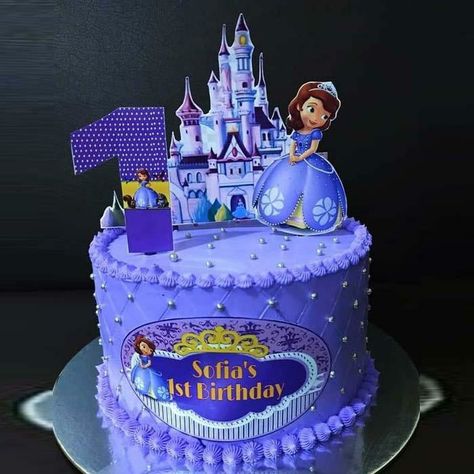 Sophie Birthday Cake, Character Cakes For Girls Birthday, Sofia The 1st Cake, Barbie Topper, Sofia Birthday Cake, Sofia The First Birthday Cake, Princess Sofia Cake, Sofia The First Cake, Sofia Cake