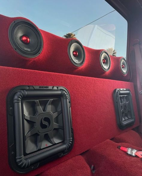 Truck Stereo Systems, Obs Chevy Interior, Car Audio Ideas, Ram Rt, Truck Audio System, Truck Speakers, Badass Motorcycle Helmets, Truck Stereo, Chevy Silverado Single Cab